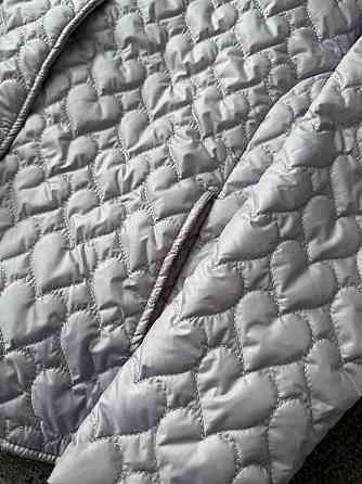 Женская повседневная куртка с сердечками на кнопках плащевка Лаке на силиконе Серый Одесса