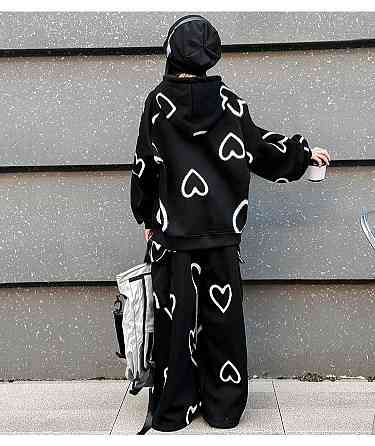 Детский черный спортивный костюм для девочки с сердечками 110,120 Николаев