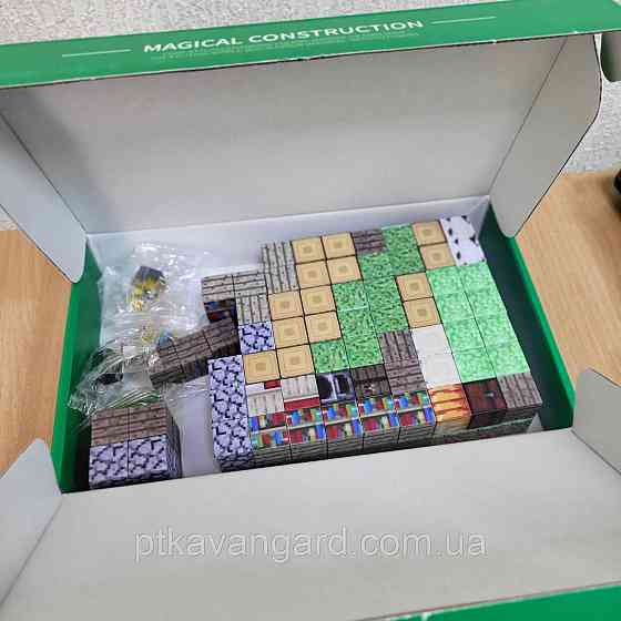 Магнітний конструктор Майнкрафт 128 магнітних блоків база біля дерева з фігурками 5шт Dream World LZCK 024 Хмельницький