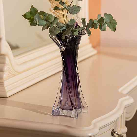 Декоративна ваза для квітів 31.5 см фіолетова Київ