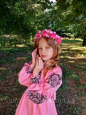 Дитяча вишиванка Троянда-листочки рожева Кривий Ріг
