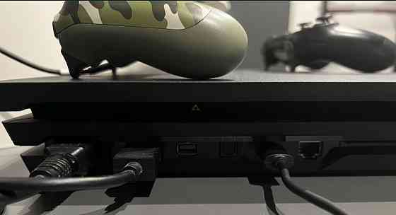 Приставка SONY PlayStation PS4 Pro 1TB Киев