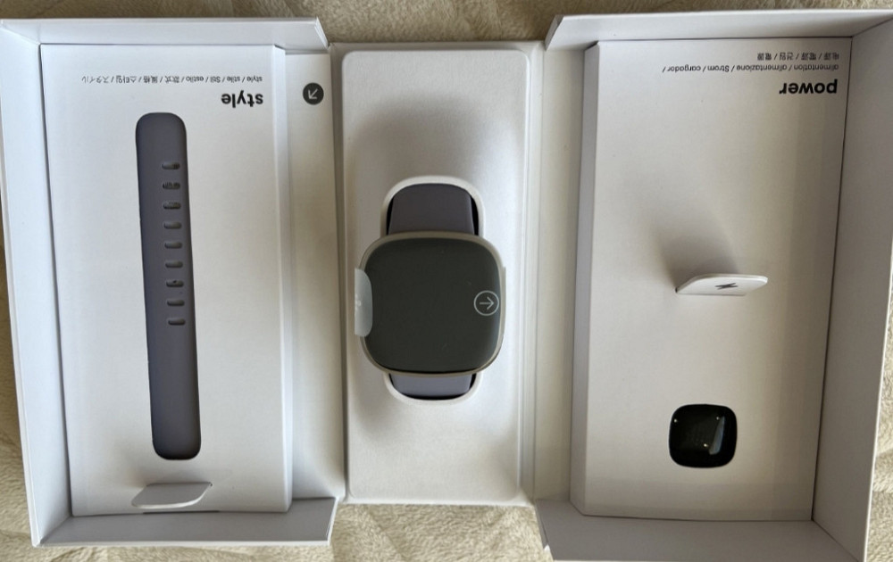 СМАРТ-годинник: FitBit Versa3 Київ - фото 4