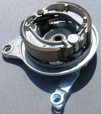 Кришка гальмівна мопед Дельта зад у зборі Мукачево