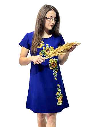 Жіноча вишита сукня яскраво синя короткий рукав  в Соняхах Київ