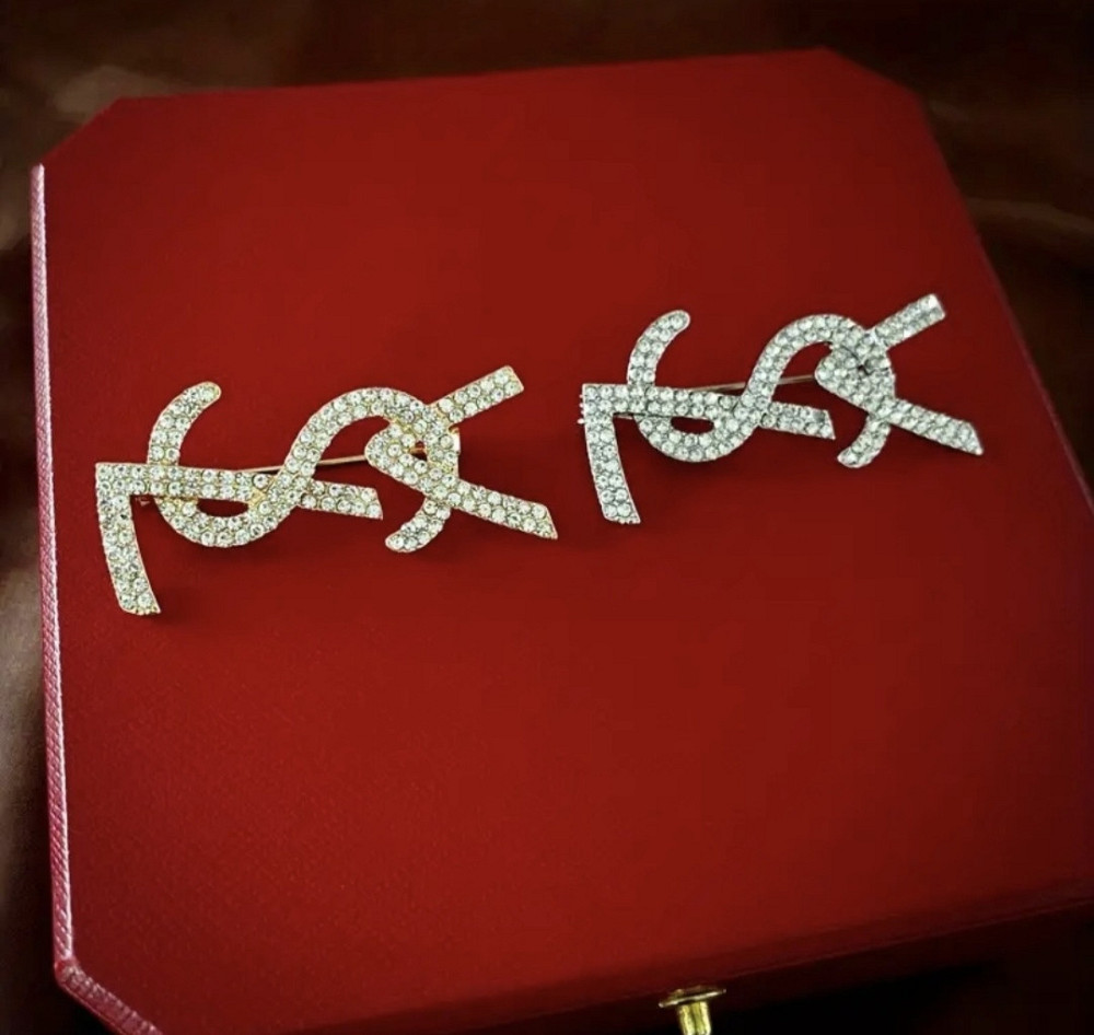 Брошка "Ів Сен Лоран" Сміла - фото 1