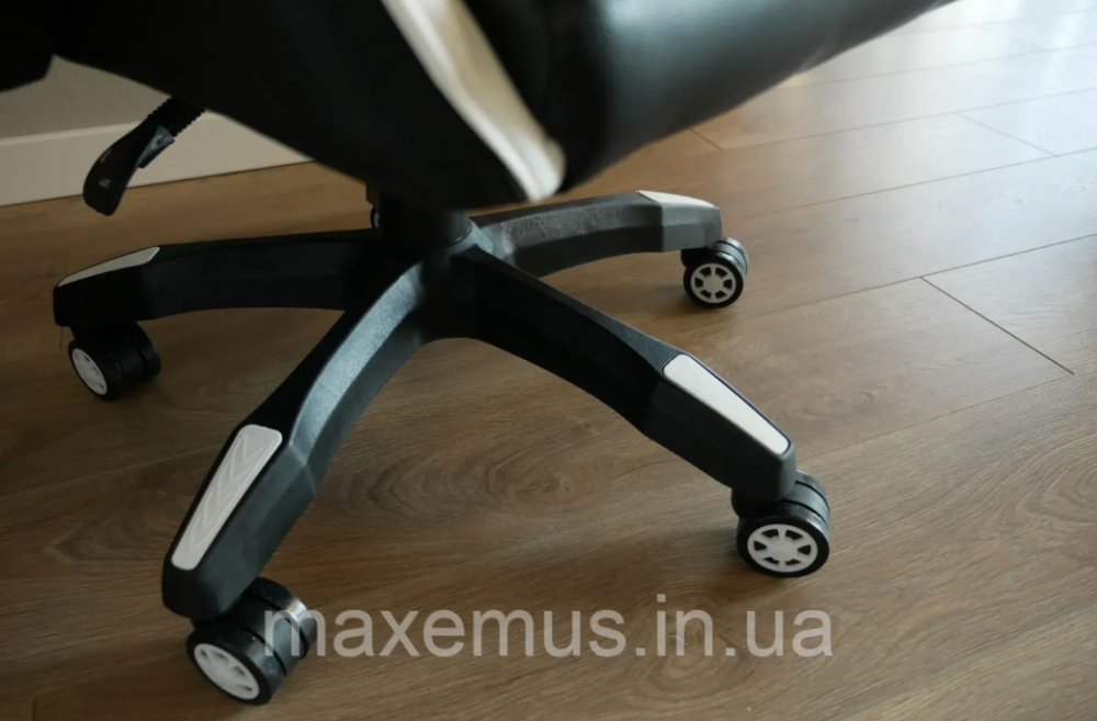 Кресло геймерское раскладное B 8 1 0 геймерский стул компьютерный с 2 подушками белый Мостиска - изображение 19