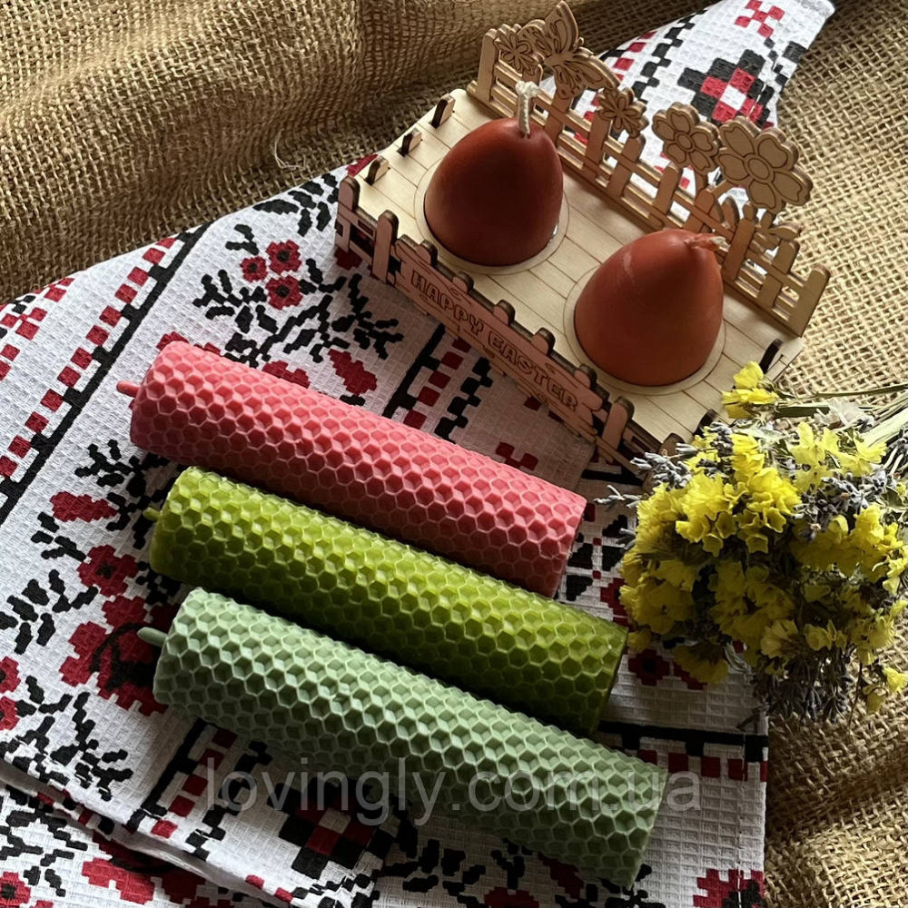 Подарочный набор на Пасху со свечами ручной работы, декоративной подставкой и полотенцем. Ирпень - изображение 3