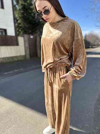 Женский повседневный стильный велюровый костюм двойка Кемел, 50/52 Одесса