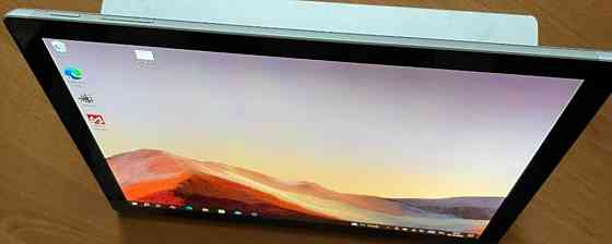 Планшет Microsoft Surface Pro 7, Windows 10 Pro/ i3/ 4Gb / SSD 128Gb. Киев