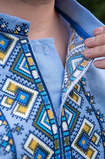 Вишиванка сорочка чоловіча лляна, блакитна, льон, вишиванки чоловічі в Україні лляні вишиванки чоловічі Київ - фото 2