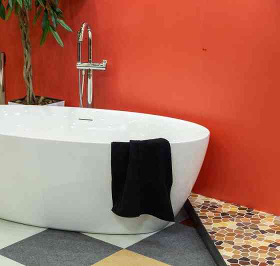 Смеситель для ванны отдельно стоящий напольный VOLLE 12-33-100 хром Киев