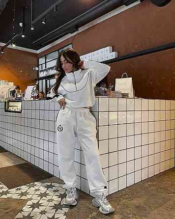 Жіночий теплий прогулянковий костюм-двійка з кантом тринитка на флісі Білий, 42/44 Одеса