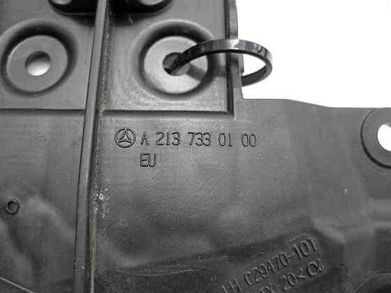Mercedes-Benz  A2137330100 Кронштейн замка задніх лівих дверей E-Class W213 Одеса