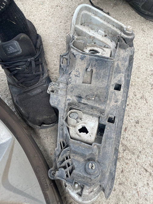 Протитуманна фара права Hyundai Santa Fe 2012-2018 Київ - фото 2