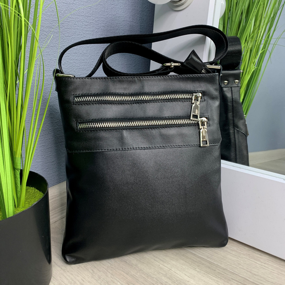 Чоловіча сумка через плече з натуральної шкіри каркасна містка з ременем, чорнаMasterSem Київ - фото 3