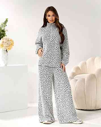 Женский стильный теплый принтованный костюм, альпака принт Белый, 46/48 Одесса