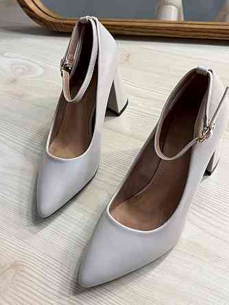 Туфли женские Meideli 3190-6 лодочки с ремешком на устойчивом каблуке экокожа бежевые, 39, 24,9 см Киев