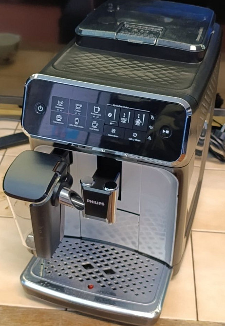 Кофеварка Philips Latte Go / EP3246 / Latte Cappuccino / 2020p. Київ - фото 6