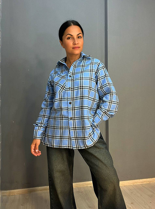 Сорочка жіноча Ariadna 8052 картата оверсайз розрізи по боках one size, блакитний, one size Київ - фото 2