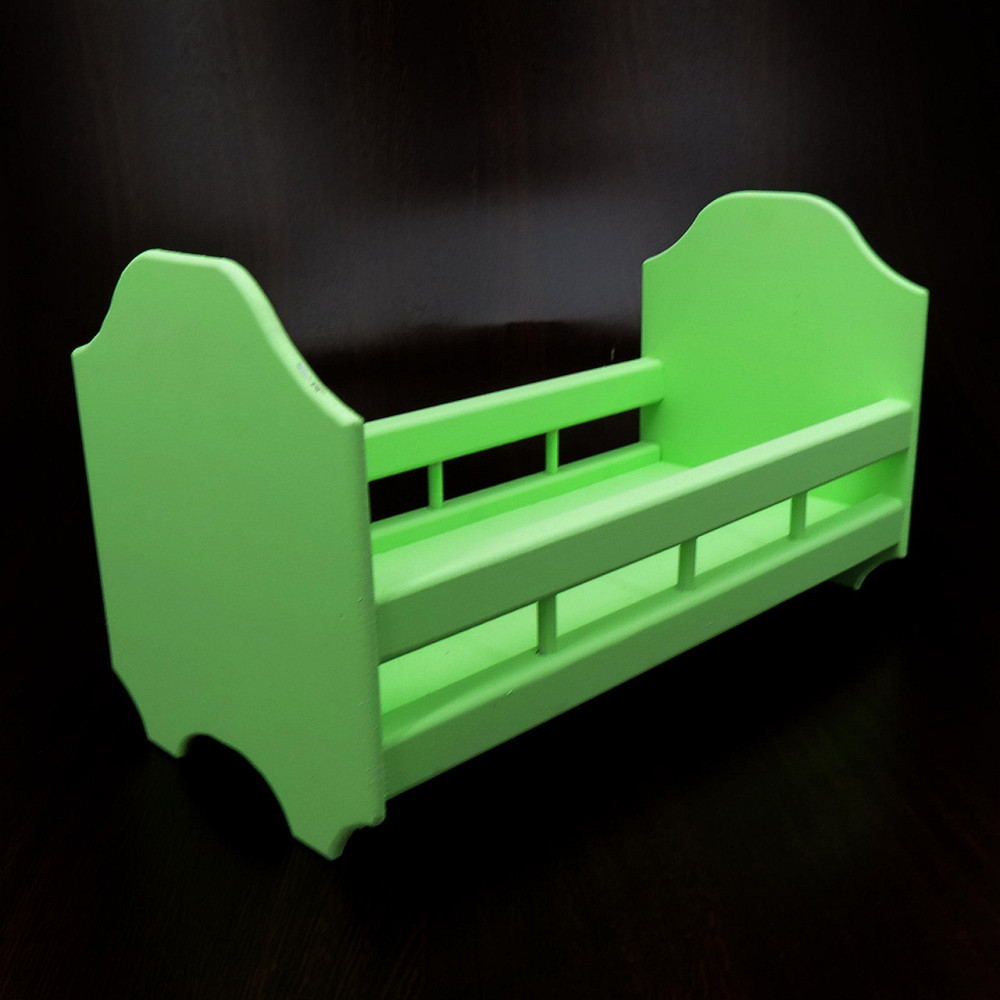 Кровать для кукол 