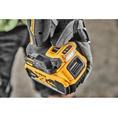 Шуруповерт DeWALT XR Li-Ion 18V 5Ah, 90 Нм, 0-650/0-2000 об/мин (DCD800P2T) Винница - изображение 7
