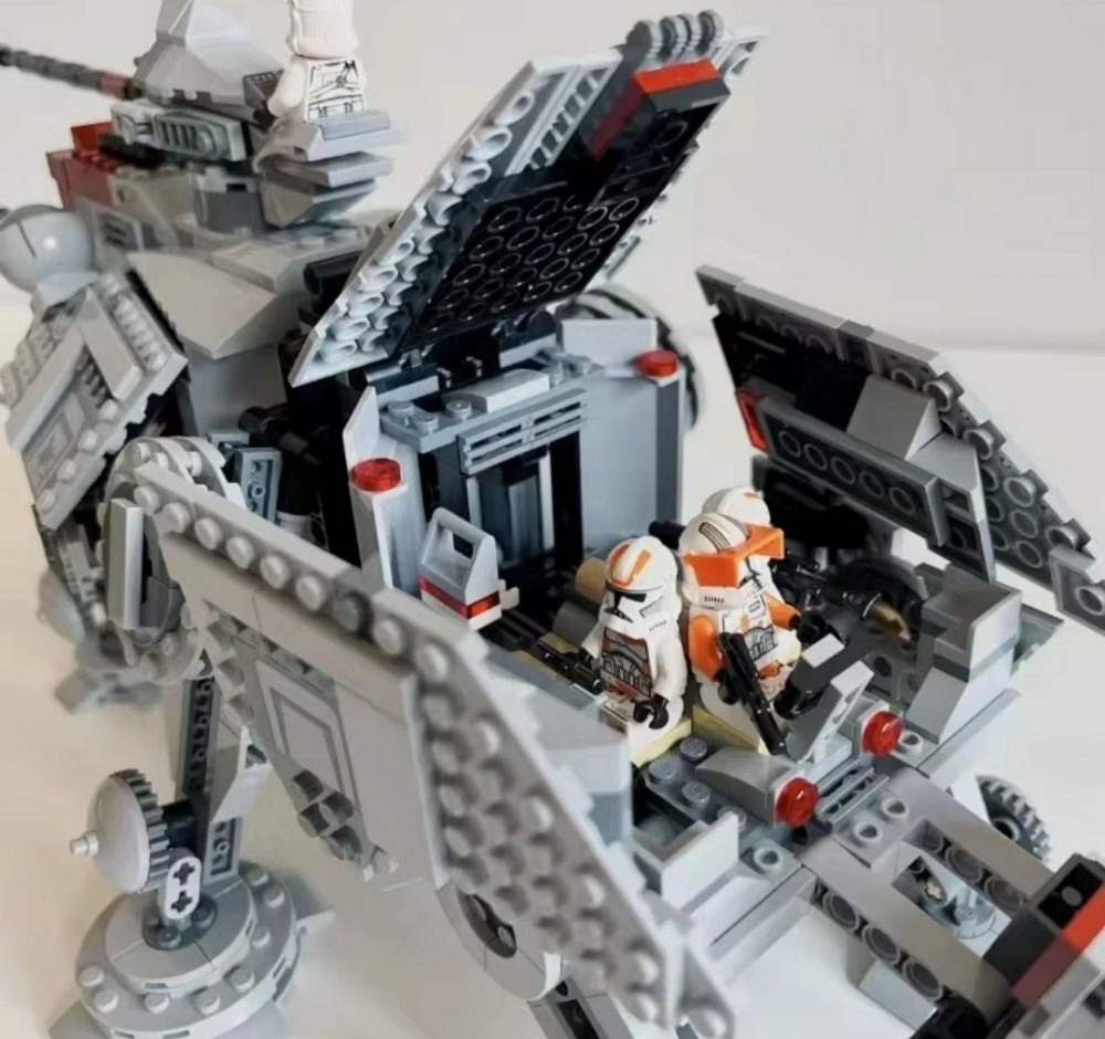 Конструктор Шагохід AT — TE Walker космічні війни Star Wars 1082 шт. Харків - фото 6