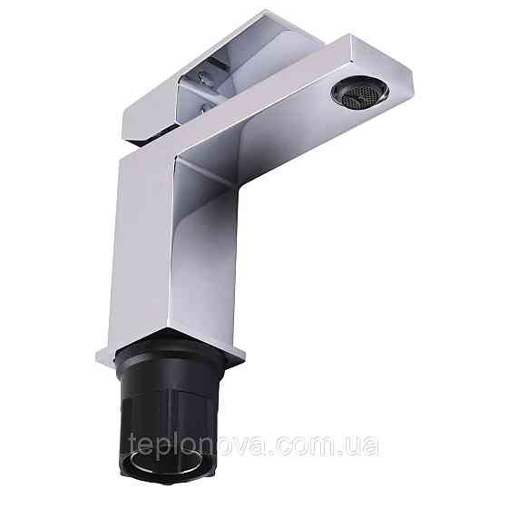 Смеситель для умывальника TOPAZ ODISS TO 18401-H61B Квадро cartridge D35, шланги 45см Черновцы