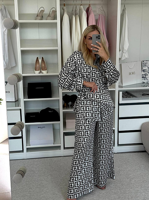 Жіночий легкий принтований костюм двійка: сорочка і штани з хустинкою сатин Одеса - фото 8