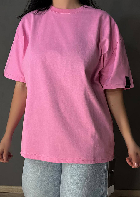 Футболка женская A-N 26075 оверсайз базовая с нашивкой, розовый, one size Киев - изображение 17