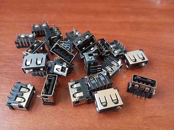 Гнездо USB тип A (90 град.) монтажное (Тип 2) Полтава