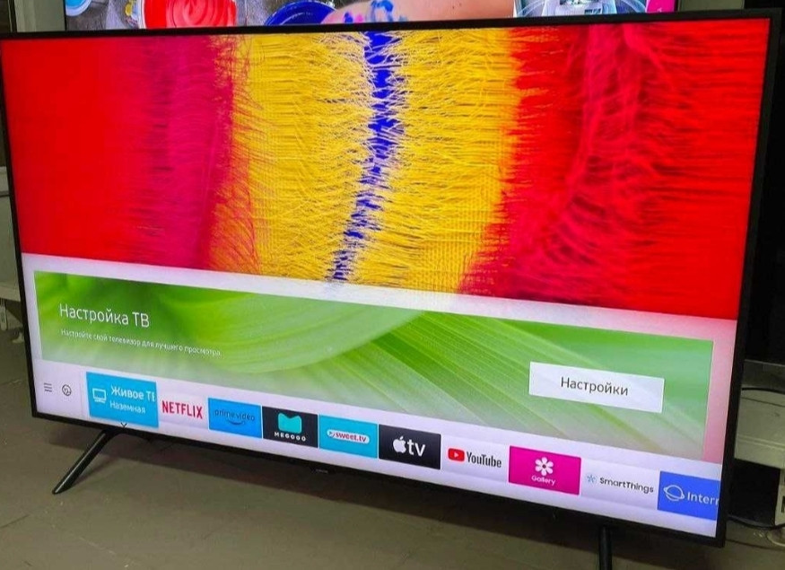 Телевизор 82