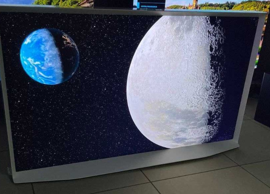 Телевизор Белый: 65