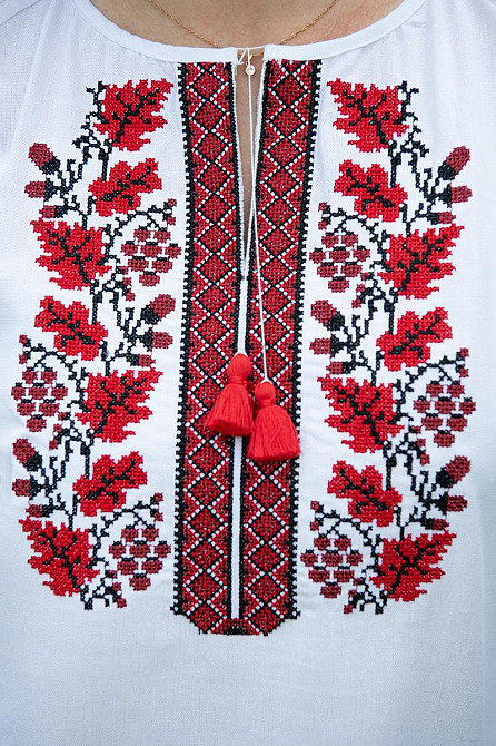 Вишиванка жіноча лляна, довгий рукав, хіт Київ - фото 2