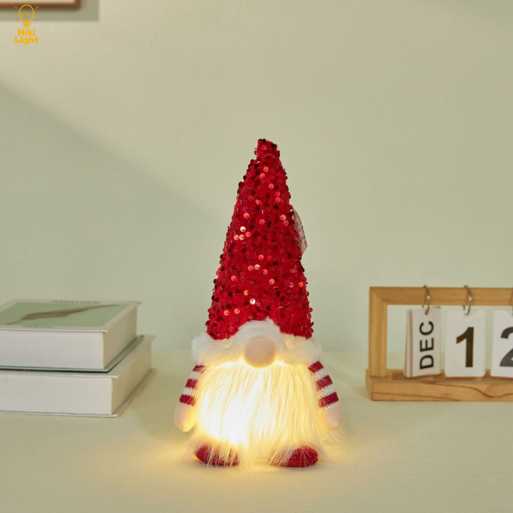 Новогодний гном с подсветкой новогодняя фигурка под елку высота 30см батарейки в комплекте Красный Киев - изображение 6