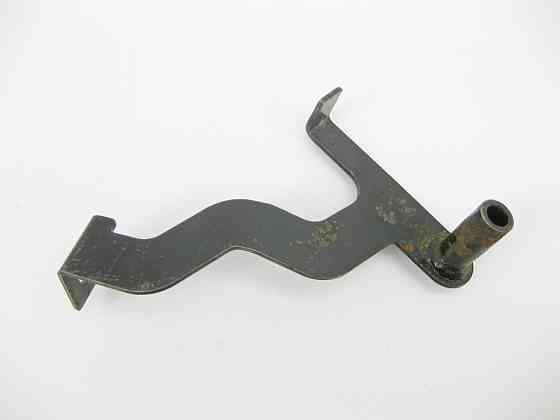 Mercedes-Benz  A2114200486 Тримач гальмівної трубки на передньому правому супорті E-Class W211 4matic Одесса