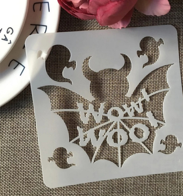 Трафарет на Хеллоуин Летучая мышь 13 на 13 см серый Киев - изображение 1