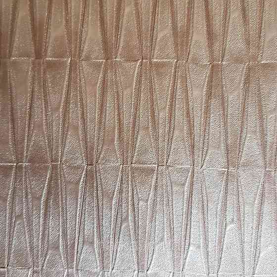 Шпалери вінілові на флізелін Rasch Factory 0.53х10,05 геометрія ромби смуги структурні червоне золото 428445 Київ