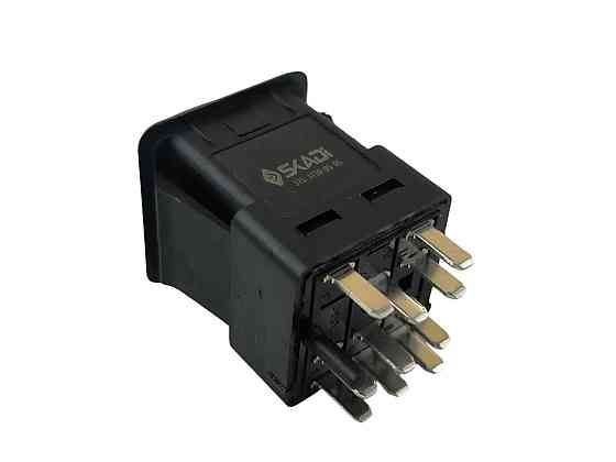 Кнопка габаритов 2108 низкая панель, Таврия, Москвич 2141 (9 контактов, квадрат) (клавиша) Мукачево