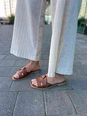 Jasmine Зручні шльопанці жіночі, натуральна шкіра, коричневі на низькому ходу Jasmine 405 р. 35 Коломыя