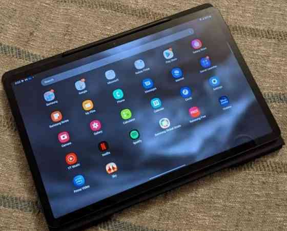 Планшет-телефон с клавиатурой Samsung Galaxy Tablet Slim 11