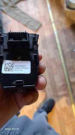 Перемикач регулювання бічних дзеркал від Kia Sportage 2020 року Київ