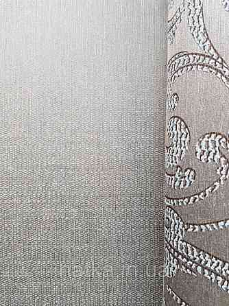 Текстильні шпалери на флізелін Da capo RaschTextil 085593 однотонні структурні смужка коричневе з бежевим Київ