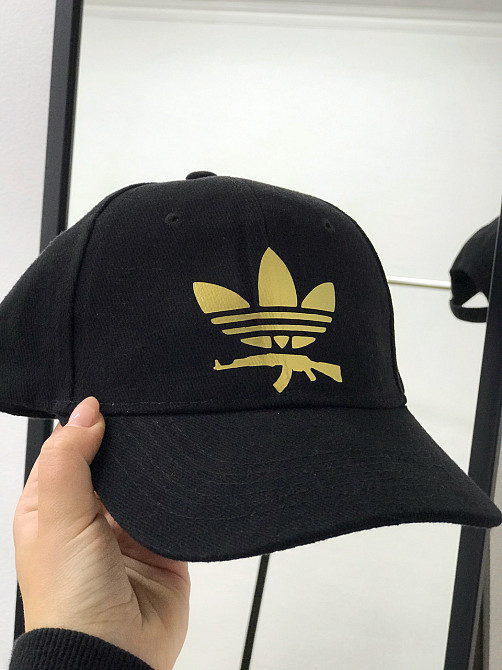 Кепка/Басболка із золотим принтом "Adidas/AK 47". Чернівці - фото 2