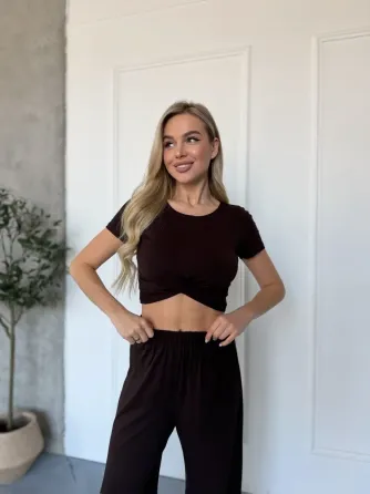 Ідеальний варіант на літо: легкий топ + вільні брюки палаццо Одеса