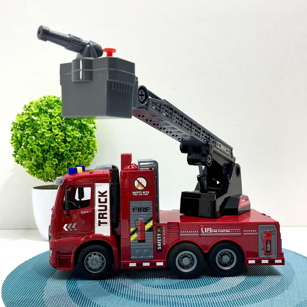 Спецтехніка Пожежна машина звук підсвічування механічний розбризкувач води кран рухомі деталі інерція Червоний (ZH 812-6) Чернигов - изображение 6