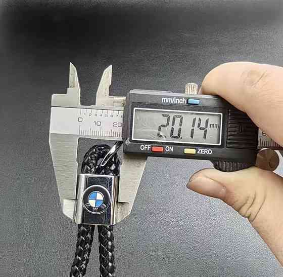 Брелок для ключів BMW Смела