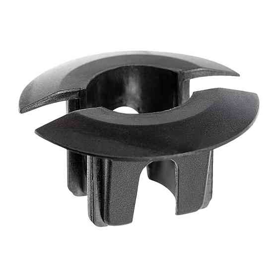 Втулка крепления дефлектора воздухозаборника GM 15733970 14188 Киев