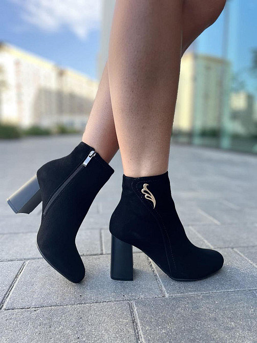 Vesna Жіночі черевики VESNA чорні натуральна замша висота 10,5см каблук 8см 36р. (1183) Коломия - фото 8