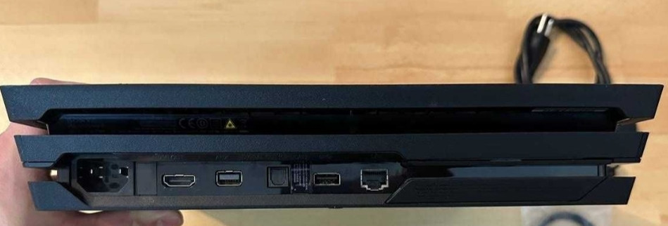 Приставка SONY PlayStation 4 Pro PS4, Pro, 1 TB. Київ - фото 1